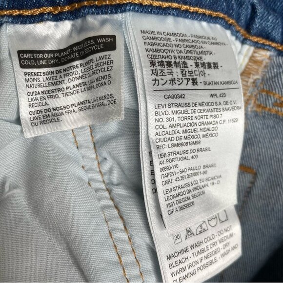 Levi's 501 Classic Jeans Crop Raw Hem Distressed Charleston Fun Blue Size 26 - Picture 4 of 10